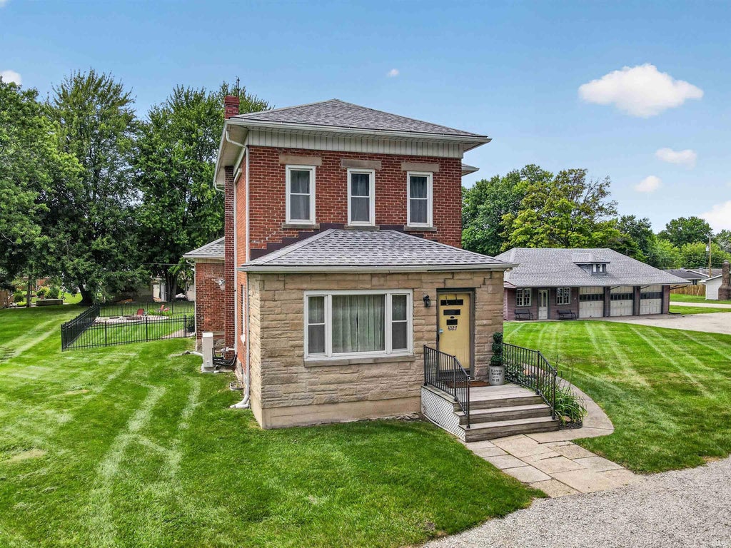 Photo of 4027 David Lane, Fort Wayne, IN 46815 (MLS # 202633459)