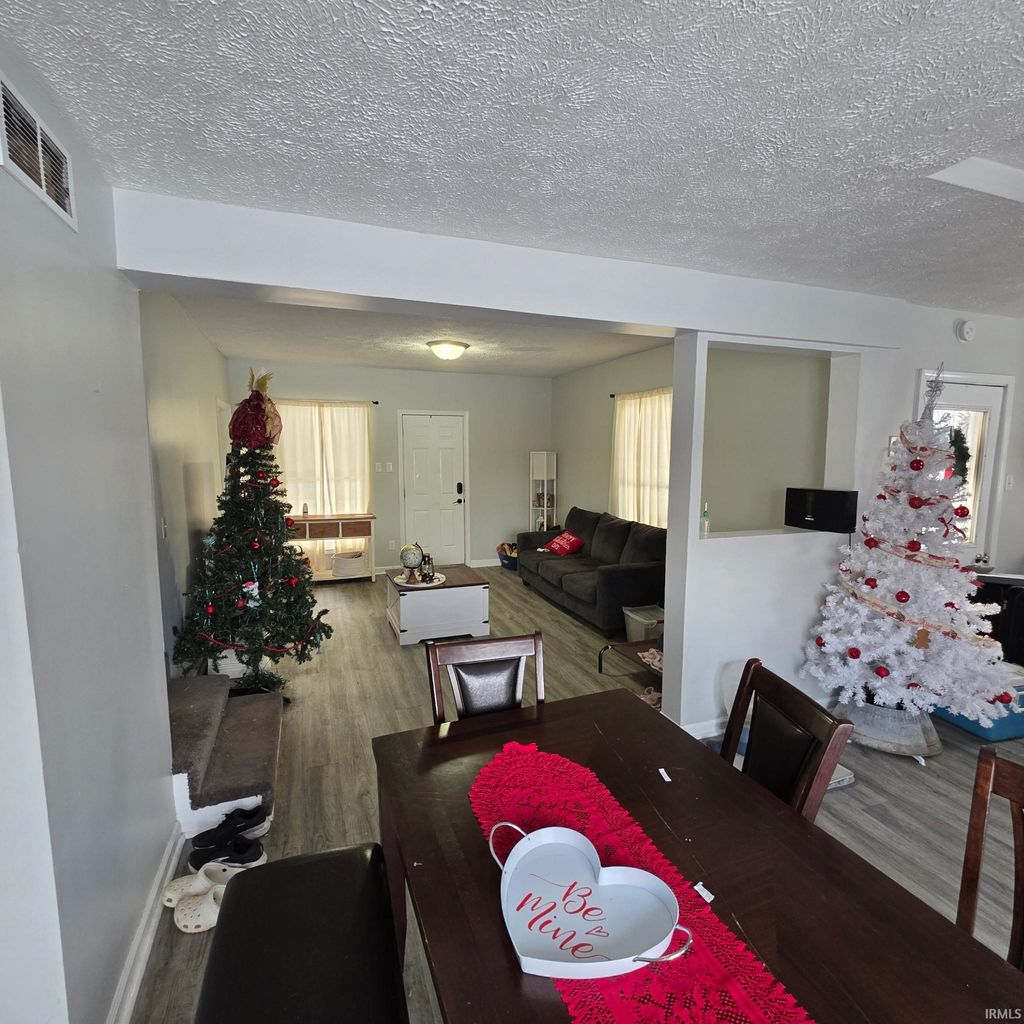 Photo of 112 N Garfield Street, Lynn, IN 47355 (MLS # 202602332)