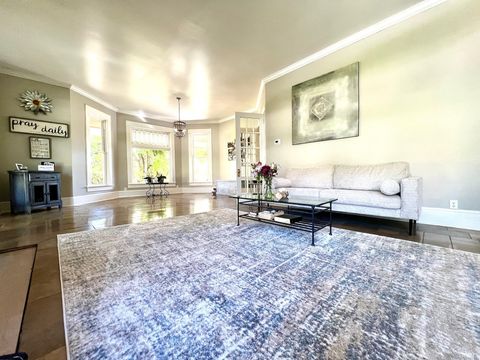 Tiny photo for 330 Hawthorne Drive, Bedford, IN 47421 (MLS # 202541322)