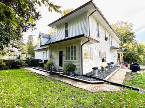 Tiny photo for 330 Hawthorne Drive, Bedford, IN 47421 (MLS # 202541322)