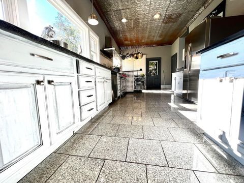 Tiny photo for 330 Hawthorne Drive, Bedford, IN 47421 (MLS # 202541322)