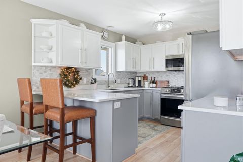 Tiny photo for 3232 Rivulet Run, Fort Wayne, IN 46818 (MLS # 202615489)