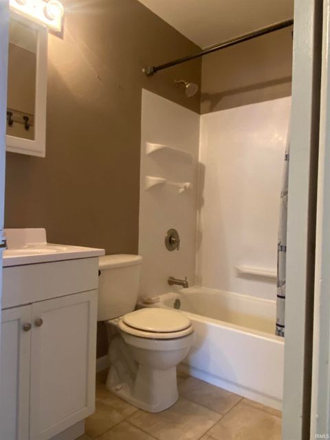 Tiny photo for 2559 County Rd 10 Road, Elkhart, IN 46514 (MLS # 202548046)