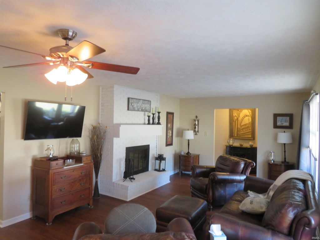 Photo of 3213 Aspen Drive, Evansville, IN 47711 (MLS # 202608132)