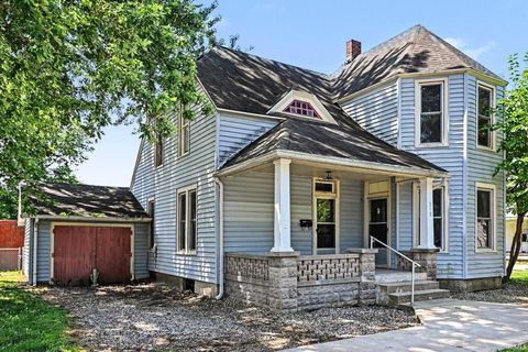 Tiny photo for 513 W 5th Street, Rochester, IN 46975 (MLS # 202627264)