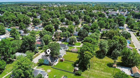 Tiny photo for 513 W 5th Street, Rochester, IN 46975 (MLS # 202627264)