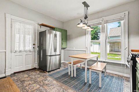 Tiny photo for 513 W 5th Street, Rochester, IN 46975 (MLS # 202627264)