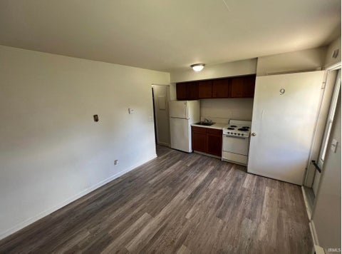 Tiny photo for 408 N Jefferson Street, Converse, IN 46919 (MLS # 202621117)