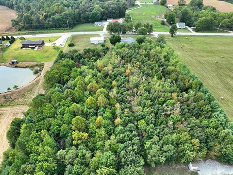 Tiny photo for 10112 US Highway 231, Loogootee, IN 47553 (MLS # 202637592)