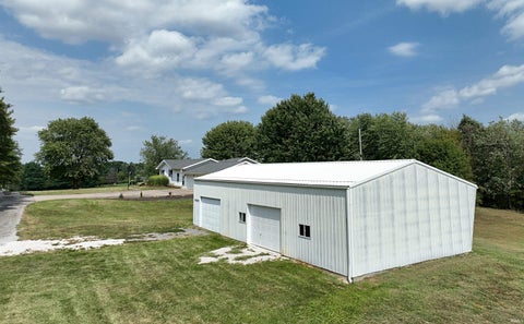 Tiny photo for 10112 US Highway 231, Loogootee, IN 47553 (MLS # 202637592)