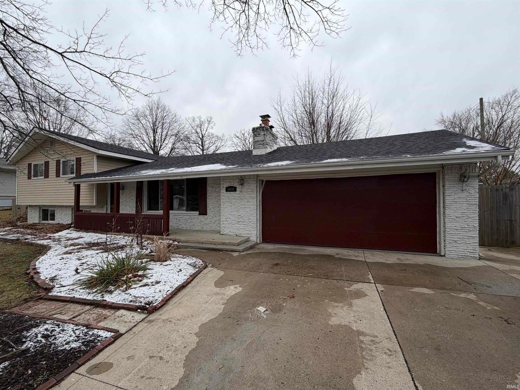 Photo of 5036 Derome Drive, Fort Wayne, IN 46835 (MLS # 202601334)