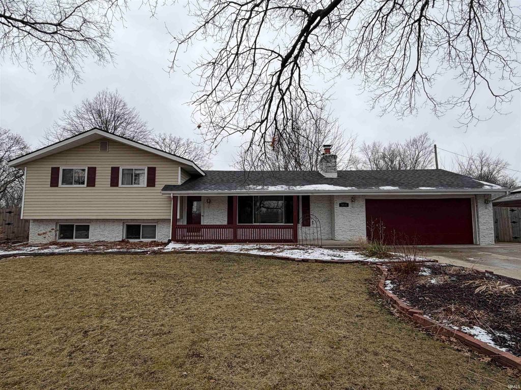 Photo of 5036 Derome Drive, Fort Wayne, IN 46835 (MLS # 202601334)