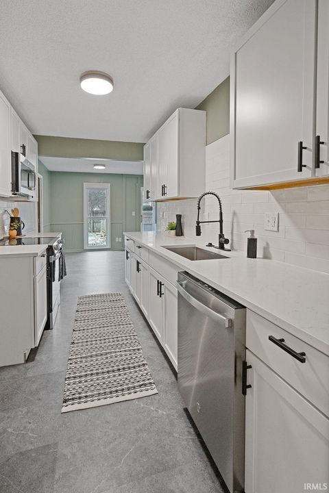 Tiny photo for 4607 STRATFORD Drive, Kokomo, IN 46901 (MLS # 202549504)