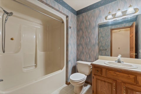 Tiny photo for 809 Bittersweet Cove Drive, Mishawaka, IN 46544 (MLS # 202638007)