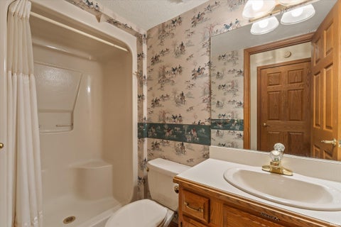 Tiny photo for 809 Bittersweet Cove Drive, Mishawaka, IN 46544 (MLS # 202638007)