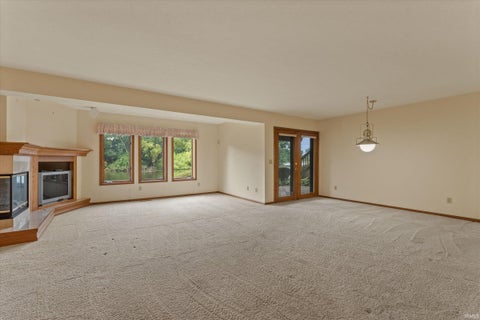 Tiny photo for 809 Bittersweet Cove Drive, Mishawaka, IN 46544 (MLS # 202638007)