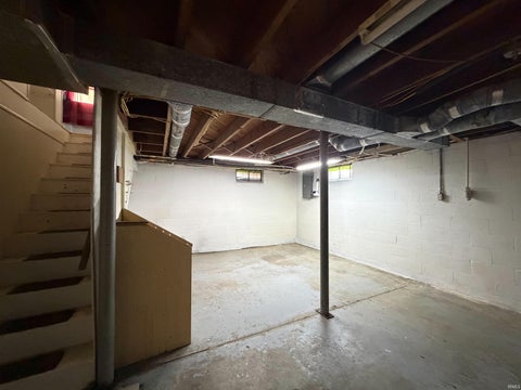 Tiny photo for 1 Lynwood Drive, Washington, IN 47501 (MLS # 202637037)