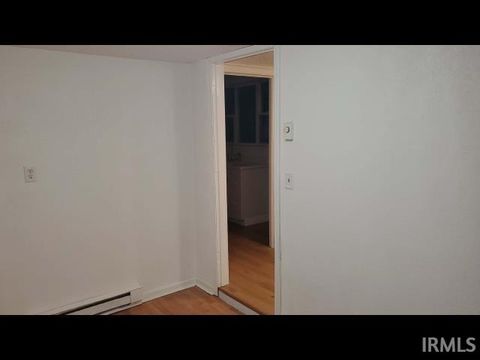 Tiny photo for 925 W Main Street, Portland, IN 47371 (MLS # 202605123)