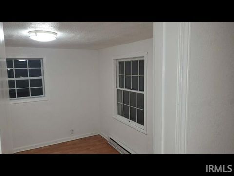 Tiny photo for 925 W Main Street, Portland, IN 47371 (MLS # 202605123)