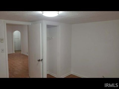 Tiny photo for 925 W Main Street, Portland, IN 47371 (MLS # 202605123)