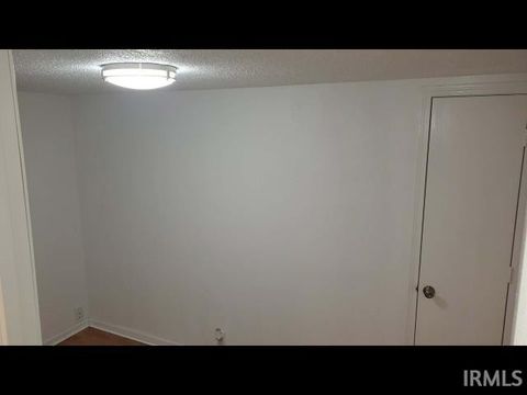 Tiny photo for 925 W Main Street, Portland, IN 47371 (MLS # 202605123)