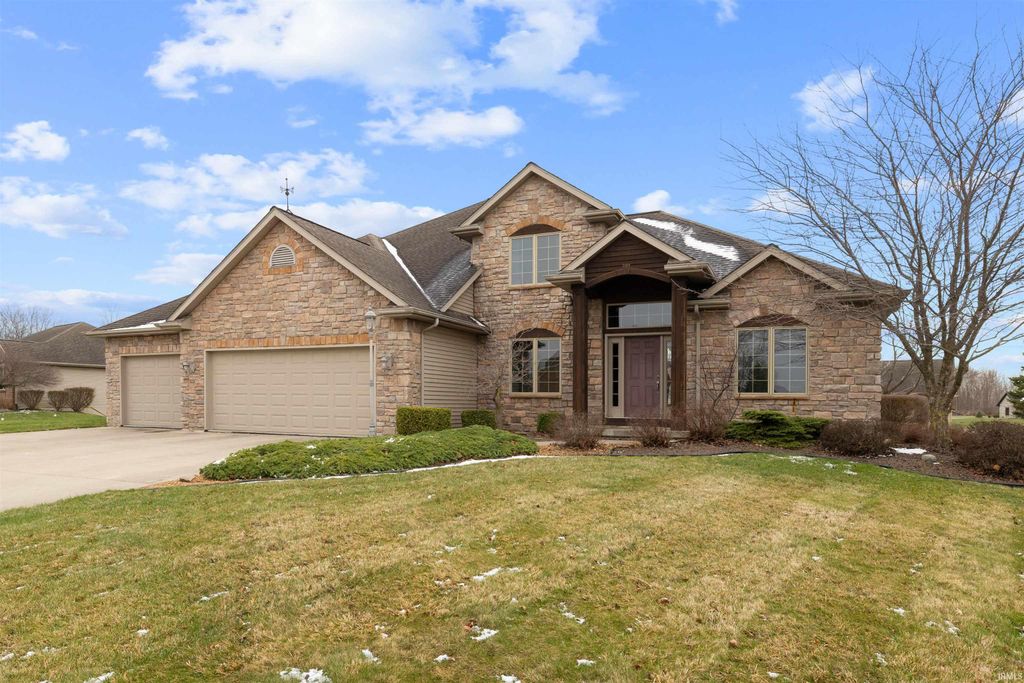 Photo of 1201 Phaeton Way, Auburn, IN 46706 (MLS # 202609124)