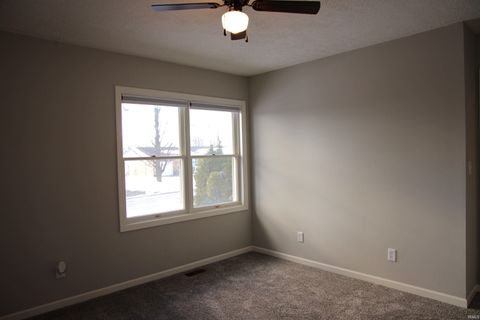 Tiny photo for 206 Oakwood Drive, Williamsport, IN 47993 (MLS # 202604167)