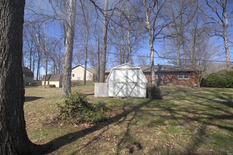 Tiny photo for 206 Oakwood Drive, Williamsport, IN 47993 (MLS # 202604167)