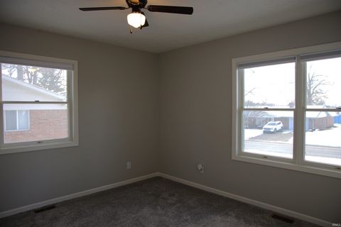 Tiny photo for 206 Oakwood Drive, Williamsport, IN 47993 (MLS # 202604167)