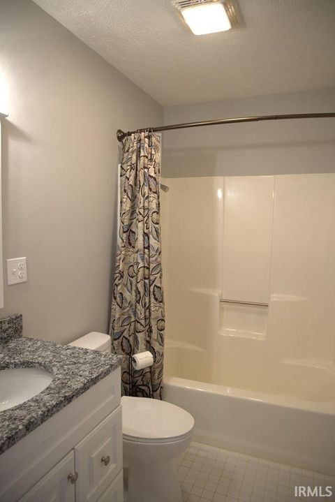 Tiny photo for 206 Oakwood Drive, Williamsport, IN 47993 (MLS # 202604167)