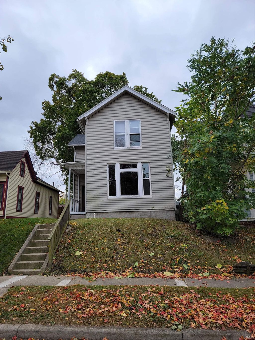 Photo of 1217 Michigan Avenue, Fort Wayne, IN 46802 (MLS # 202546496)