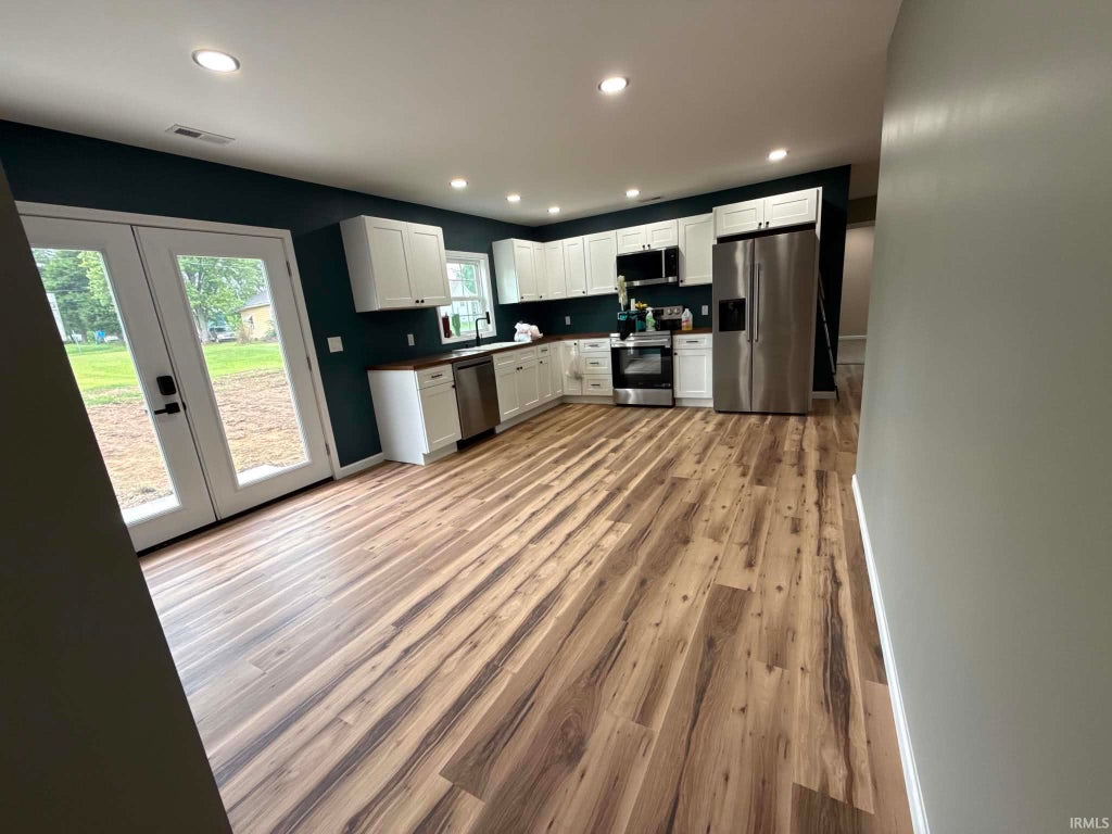 Photo of 824 Ohio Street, Bicknell, IN 47512 (MLS # 202633572)
