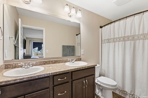 Tiny photo for 15119 Whitaker Drive, Fort Wayne, IN 46818 (MLS # 202612553)