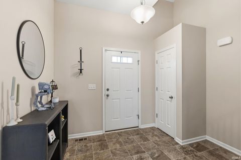 Tiny photo for 15119 Whitaker Drive, Fort Wayne, IN 46818 (MLS # 202612553)