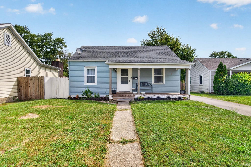 Photo of 2604 S 19Th Street, New Castle, IN 47362 (MLS # 202638104)