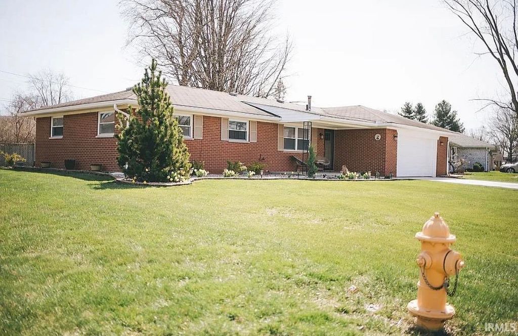 Photo of 3816 Tulip Lane, Kokomo, IN 46902 (MLS # 202613123)