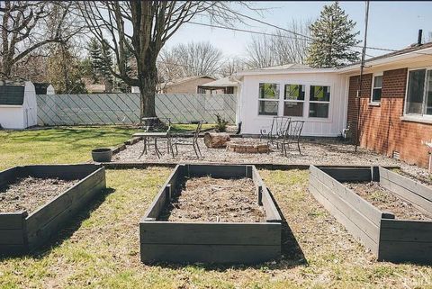 Tiny photo for 3816 Tulip Lane, Kokomo, IN 46902 (MLS # 202613123)