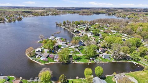 Tiny photo for 700 Lane 136 Turkey Lake Lk, Hudson, IN 46747 (MLS # 202614839)