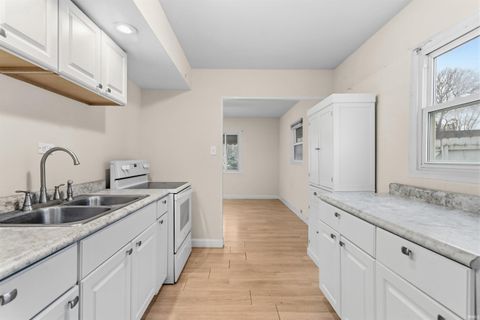 Tiny photo for 1216 COLUMBUS Boulevard, Kokomo, IN 46901 (MLS # 202549838)