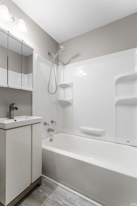 Tiny photo for 1216 COLUMBUS Boulevard, Kokomo, IN 46901 (MLS # 202549838)