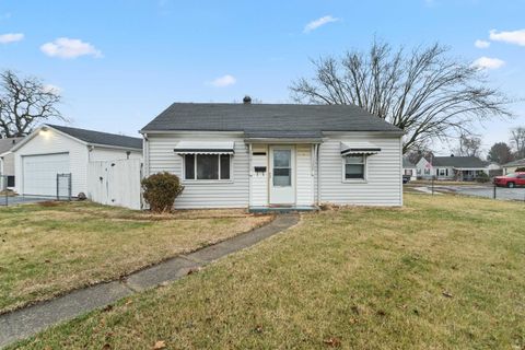 Photo of 1216 COLUMBUS Boulevard, Kokomo, IN 46901 (MLS # 202549838)