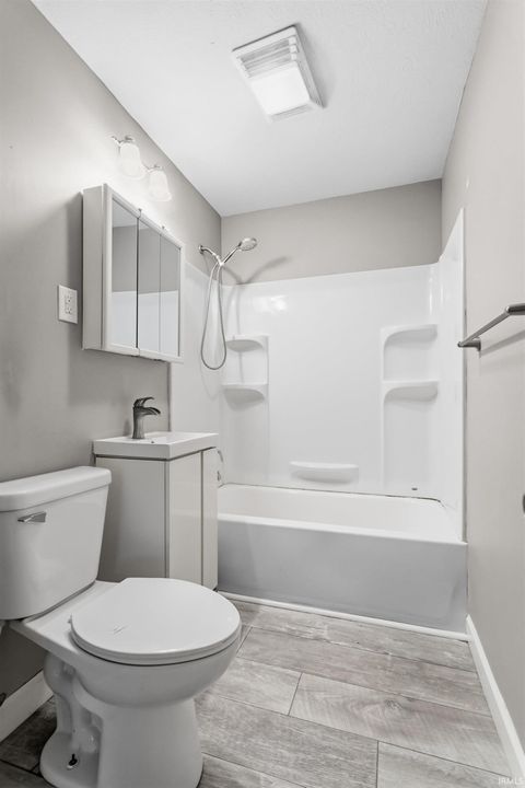 Tiny photo for 1216 COLUMBUS Boulevard, Kokomo, IN 46901 (MLS # 202549838)