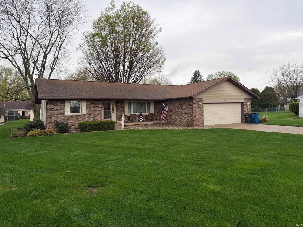 Photo of 2007 Felix Place, Plymouth, IN 46563 (MLS # 202613366)