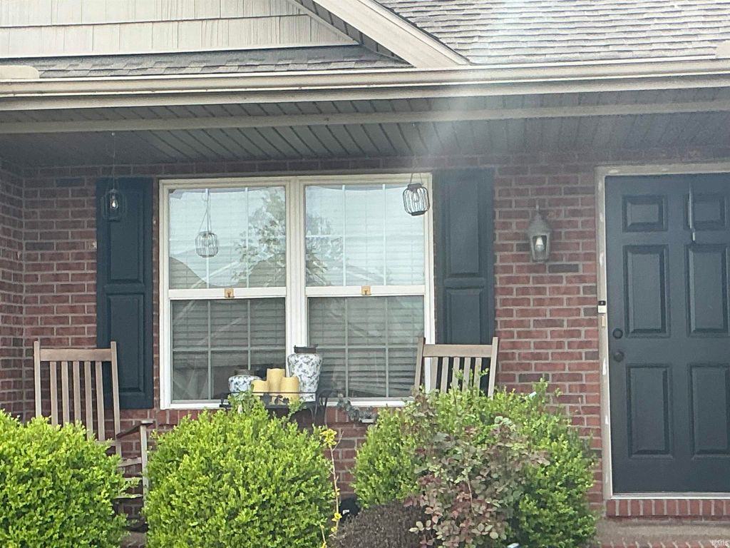 Photo of 9126 Wynnfield Drive, Evansville, IN 47725 (MLS # 202612040)