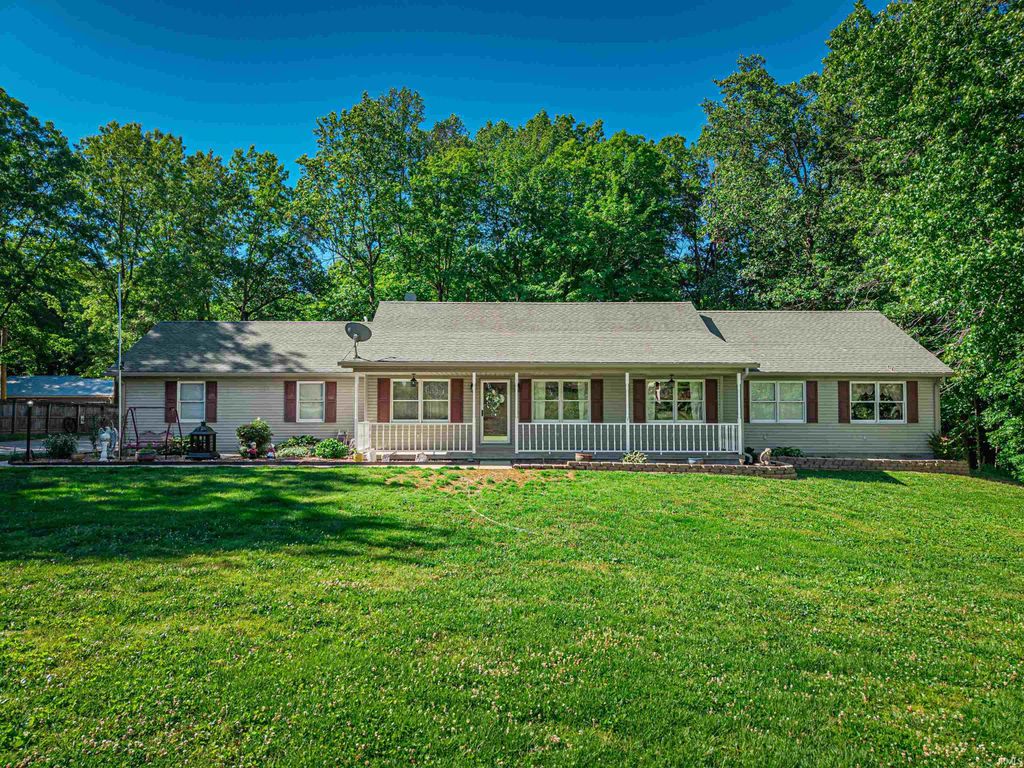 Photo of 1533 W Shelton Road, Boonville, IN 47601 (MLS # 202619320)