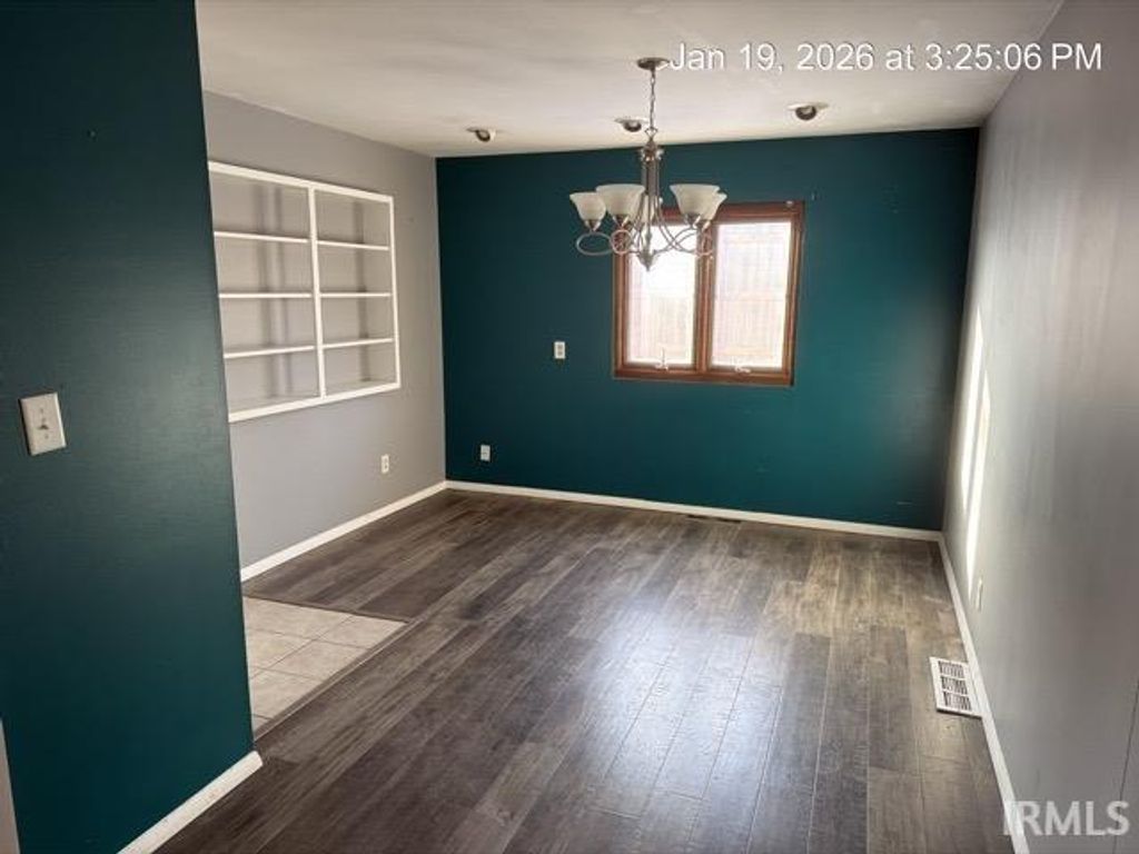 Photo of 1409 S PARK Drive, New Haven, IN 46774 (MLS # 202603322)