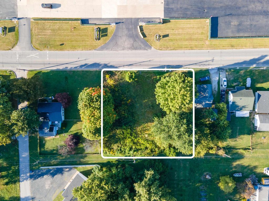 Photo of E 38th Street, Marion, IN 46953 (MLS # 202537417)