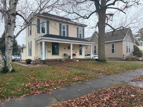 Photo of 1020 N LAFONTAINE Street, Huntington, IN 46750 (MLS # 202547424)