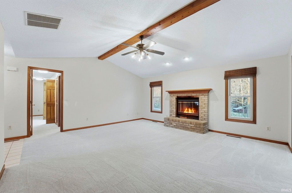 Photo of 17 Quayle Run, Huntington, IN 46750 (MLS # 202549200)