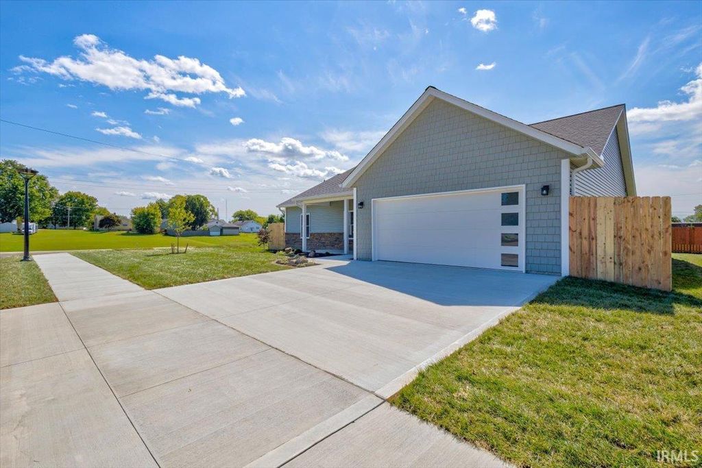 Photo of 2102 Aruba Drive, Bedford, IN 47421 (MLS # 202603384)